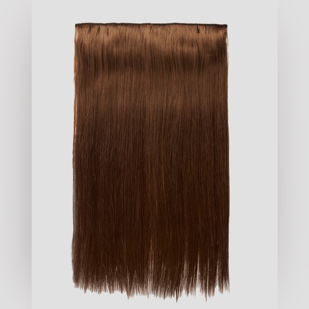 18in Lula Secret Halo Extensions:light auburn/1 straight and 1 wavy